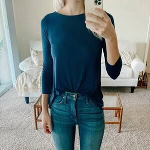 Lilly Pulitzer blue top with back cut out